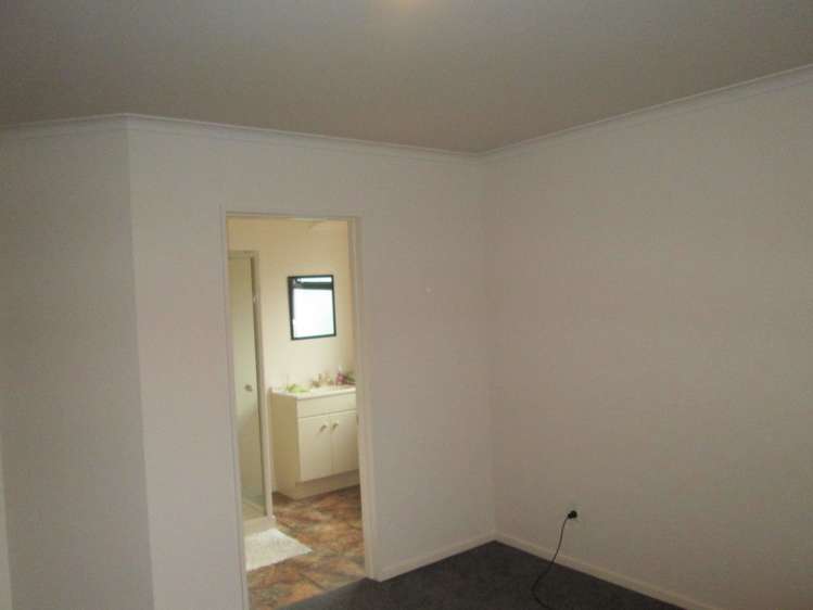 1/57 Stanley Street Wharewaka_11