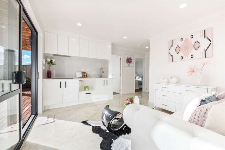 5 Tims Crescent Flat Bush_30