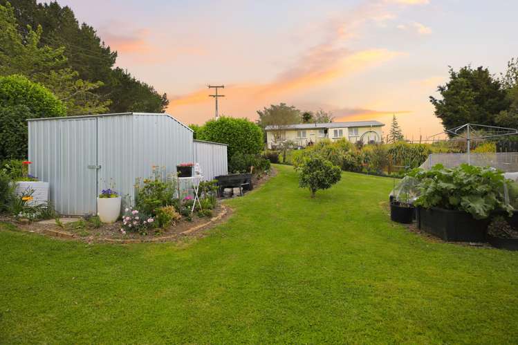 56 Golf Road Waitomo_14