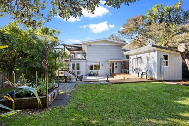 ABSOLUTELY STUNNING - A HOME FOR ALL THE FAMILY!!