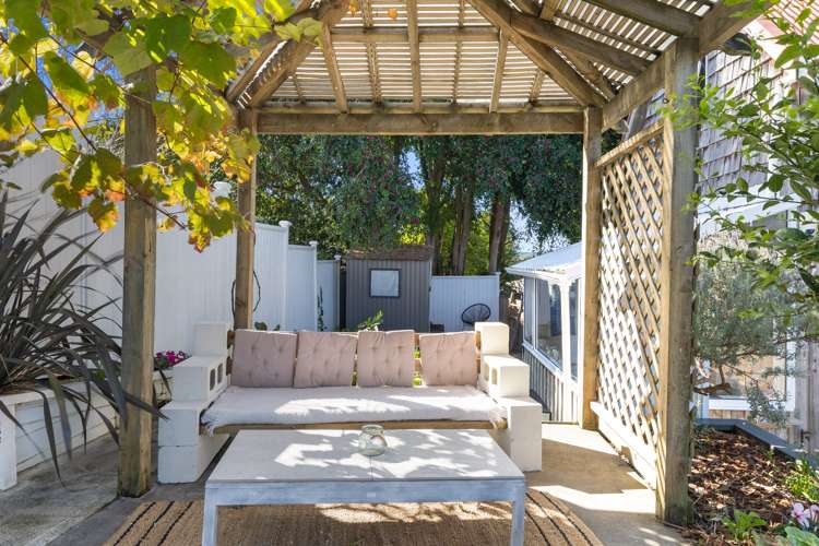 2/221 Rangatira Road Beach Haven_13