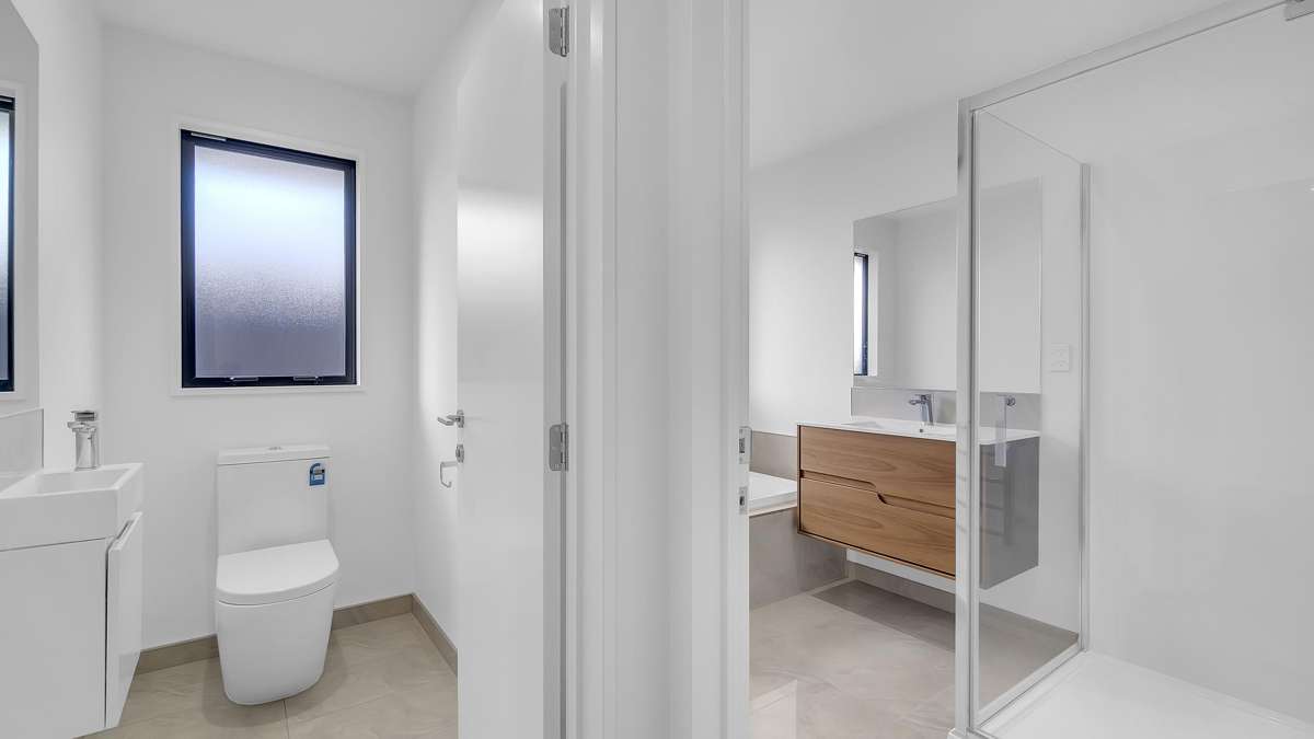 19 Helicon Street_5