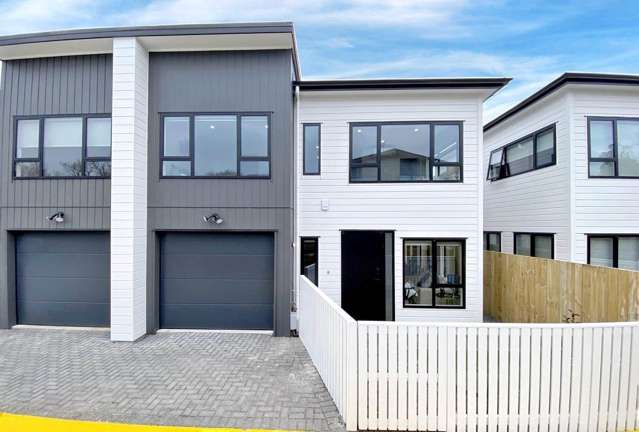 Four bedroom house on Mirrabooka Ave