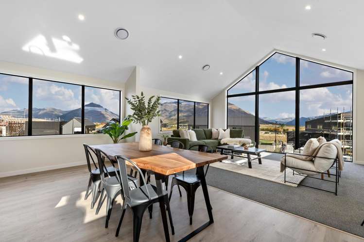 64 Spur Ridge Rise Jacks Point_13