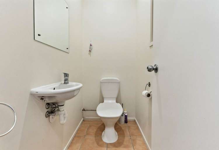 26/11 The Avenue Albany_8