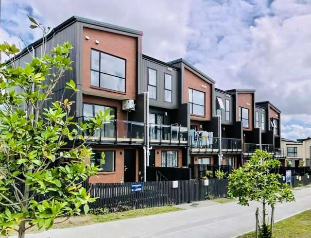 19 Papatahi Lane