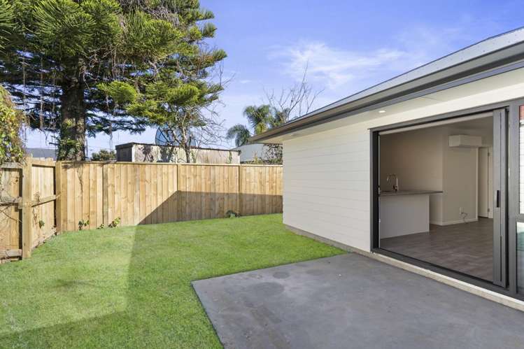 4/7 Fenwick Crescent 1076_11