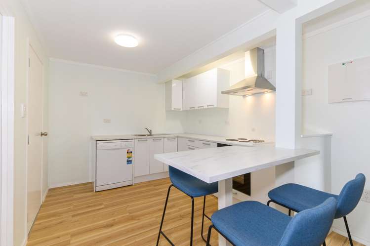 101 Eskdale Road Birkdale_31