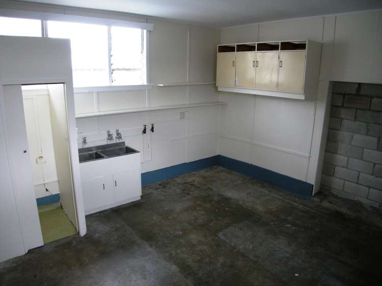 373 Massey Road Mangere East_14