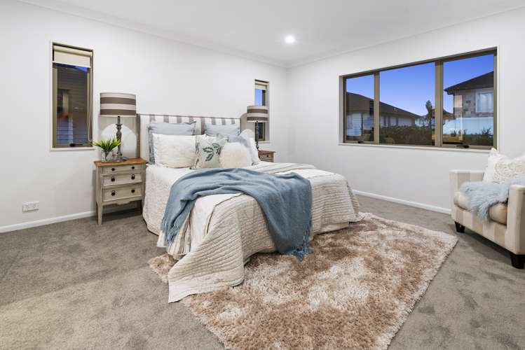 6 Oak Bark Drive Schnapper Rock_14