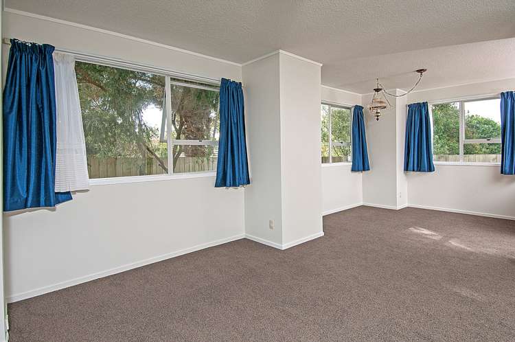 1/81a Flanshaw Road Te Atatu South_5