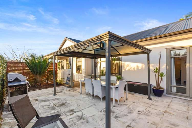 2 Thornlea Drive Welcome Bay_16