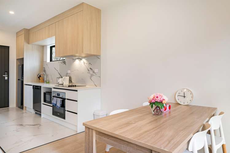 3/25 Abbotleigh Ave Te Atatu Peninsula_3