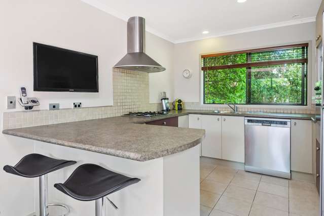 39 Saralee Drive Manurewa_4