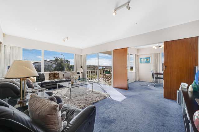 8 Fielding Crescent Farm Cove_3