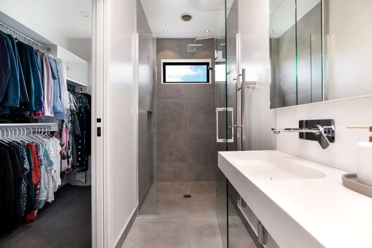 47 Baxter Michael Crescent Cambridge_10