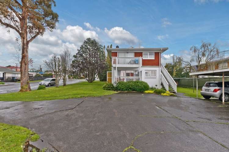 2/108 Barrack Road Mount Wellington_10