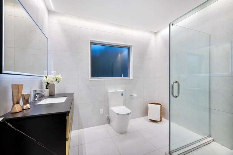 30b Hanlon Crescent Narrow Neck_17