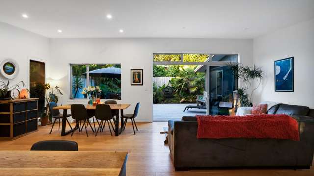 Private haven - room for the whole family!