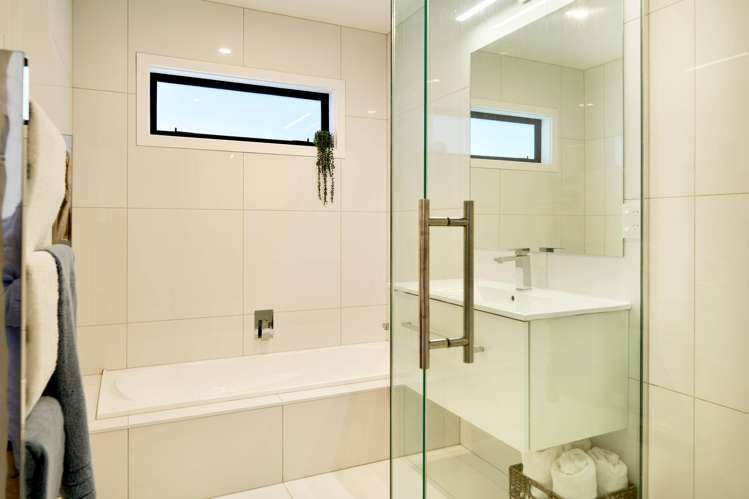 44a Moana Street Otaki Beach_23