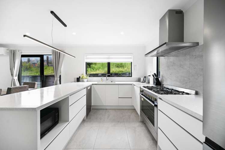 1 Oku Close Hillcrest_2