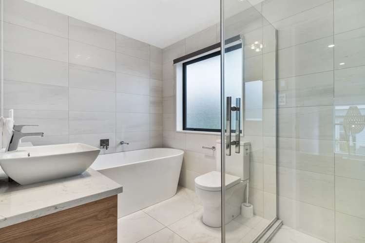 24 Flavell Drive Orewa_17