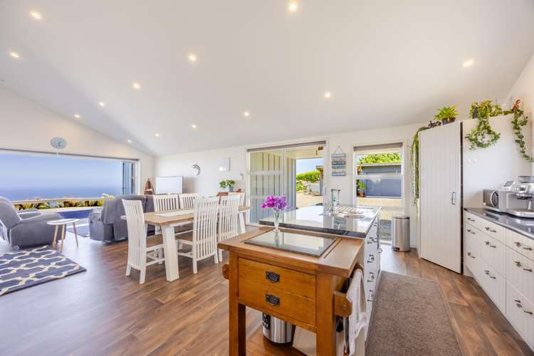 1165 Cooks Tooth Road Porangahau_15