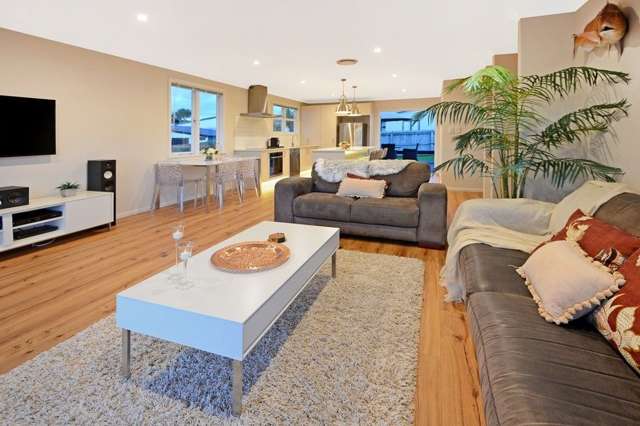 13 Gilpin Place Beach Haven_1