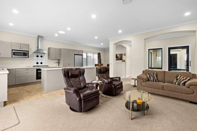 2 Tasman Drive Poraiti_2