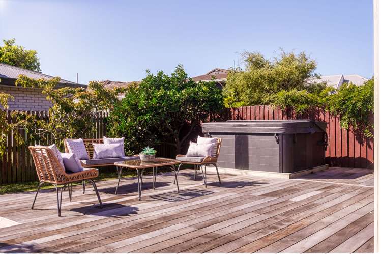 2/30 Celia Street Redcliffs_14