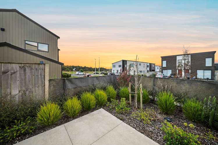 8 Otereti Street Flat Bush_16