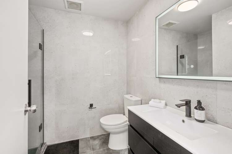 36/241 Hinemoa Street_1