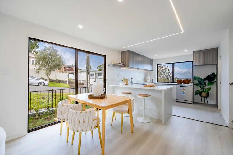 1,2,4/26 Huapai Street One Tree Hill_2