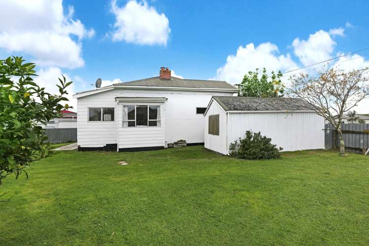 15 Burton Avenue Whanganui East_27