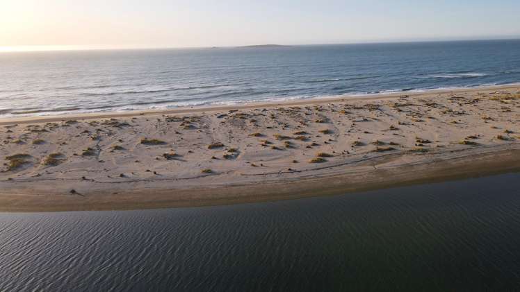 1 Fox Moth Drive Haast_10