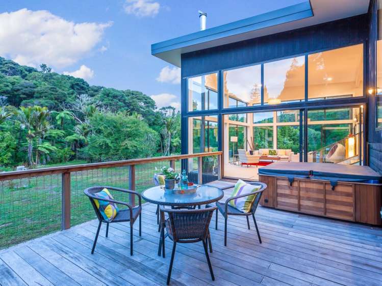 60 Sylvan Valley Avenue Titirangi_3