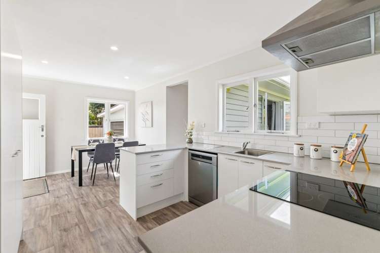 72 Sutton Crescent_5