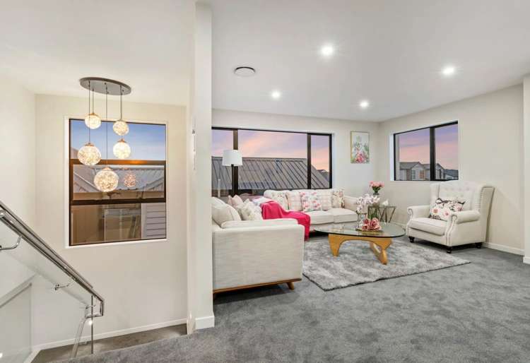 12 Woodacre Street Flat Bush_18