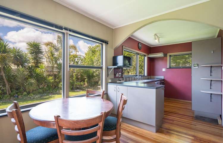 283 Seaview Road Stoke_8