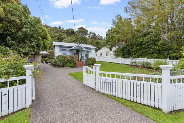 15 Huia Road Titirangi_1