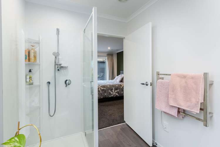 3 Orion Way Featherston_13