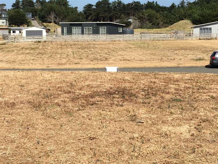 67 Kent Avenue Waitarere Beach_1