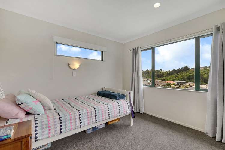 71 Te Puia Drive Aotea_20