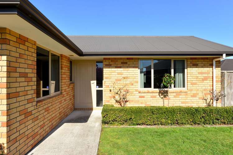 57 Aquila Crescent Rototuna North_1