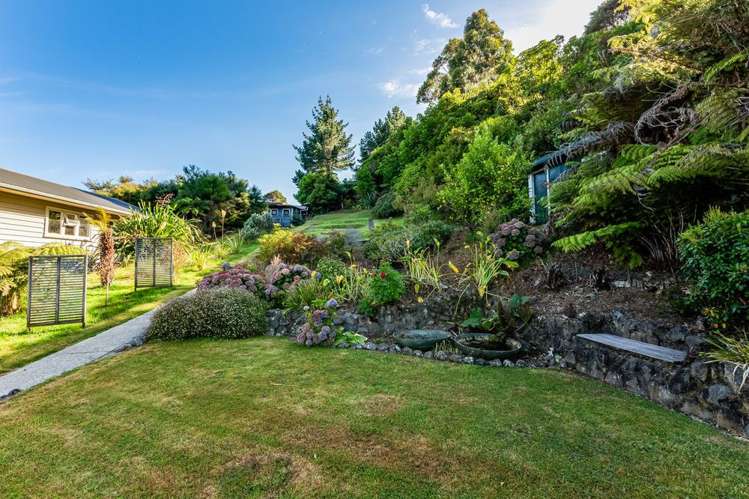 43 Moores Valley Road Wainuiomata_14
