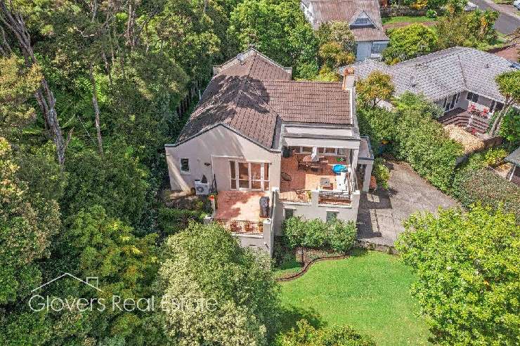 Music producer and Lorde collaborator Joel Little sold his home on Scenic Drive, in Titirangi, Auckland, earlier this year. It was one of the most viewed homes on OneRoof. Photo / Supplied