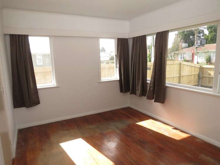 1/31 Sutton Crescent Papakura_5