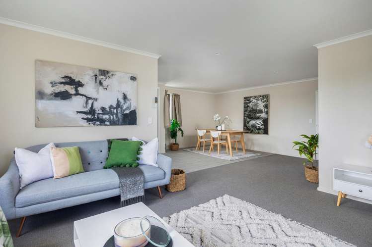 28 Misty Valley Drive Henderson_8