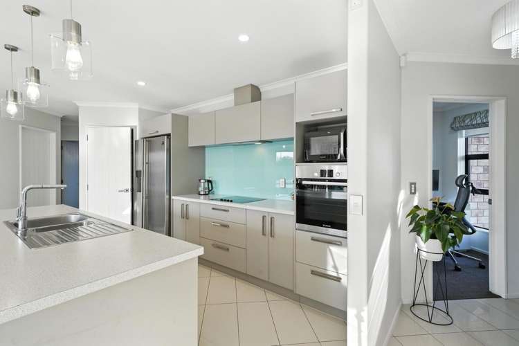 6 Seaward Street_5