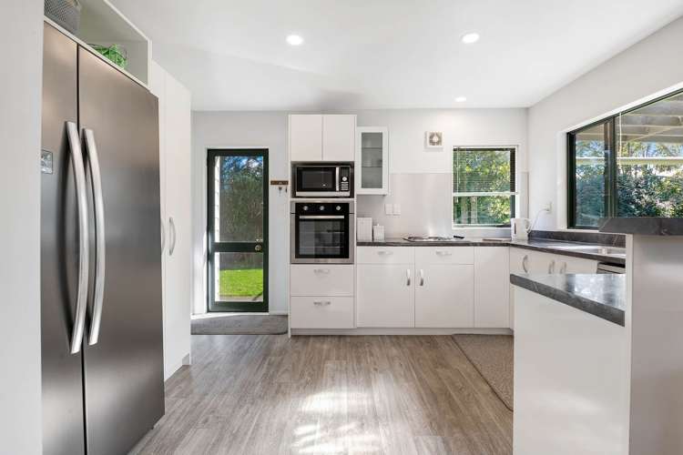 51 Shelly Beach Road, Shelly Beach Helensville_1